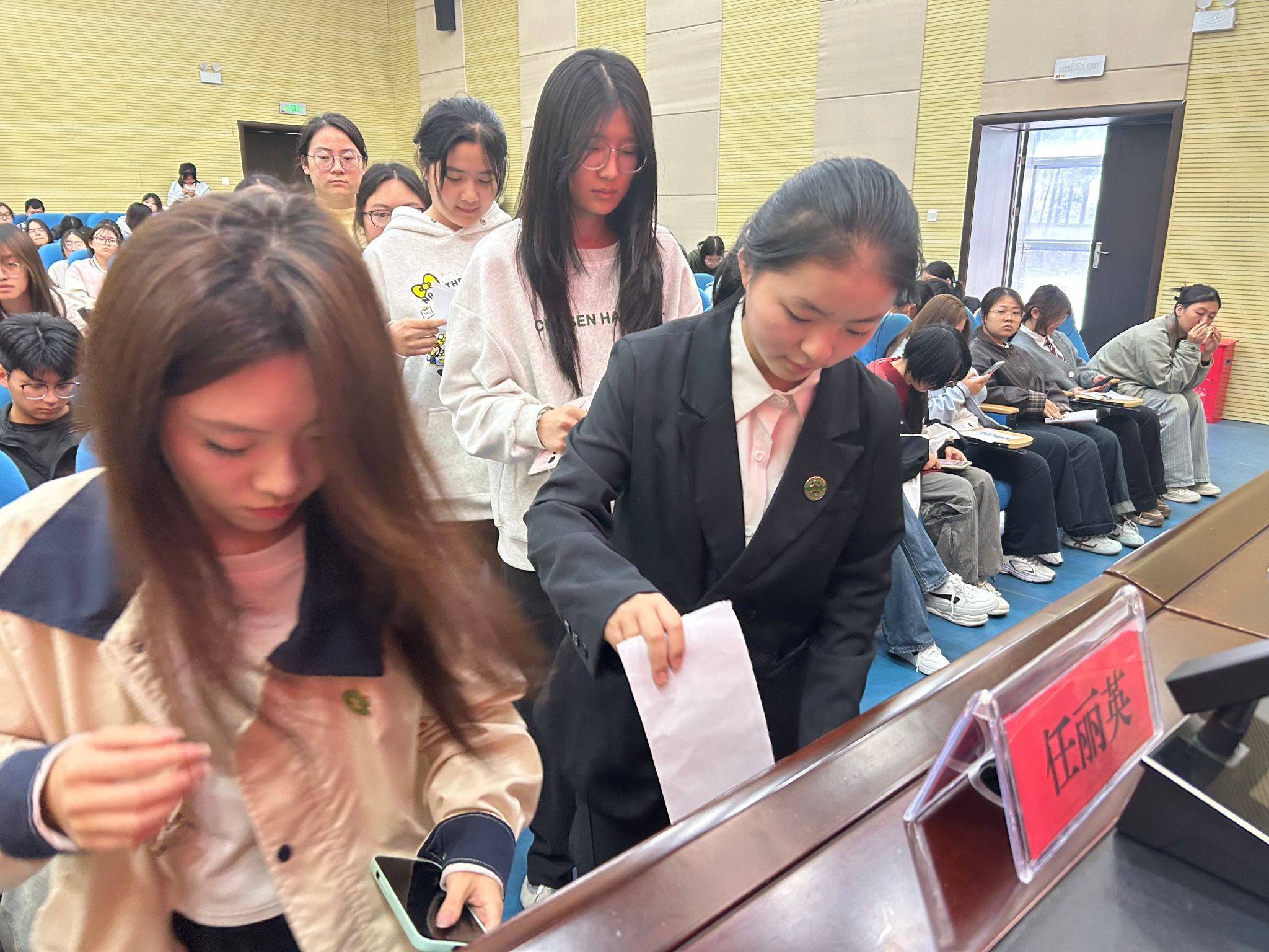 BF8206D44EEA321C347CFCA633C_09F5B4C1_6DC6B