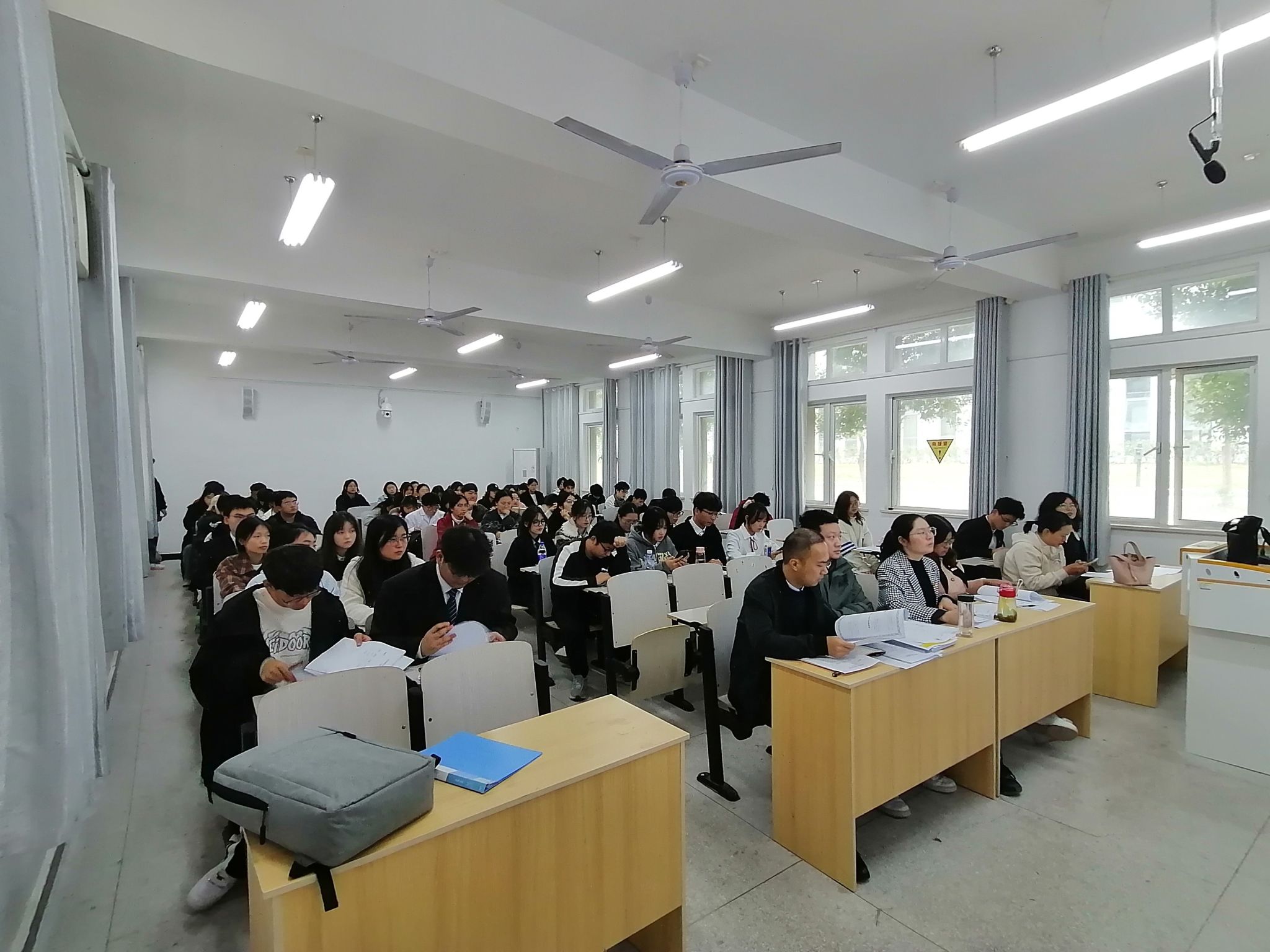 4ABEF2F61B561DB506A7AA95EE6_668D954C_4AB72