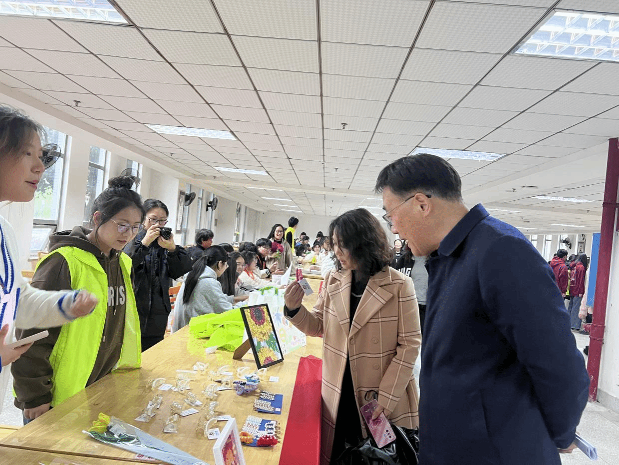 746C5AEA9D048DEA4D1F0958275_8C401C35_8A11E