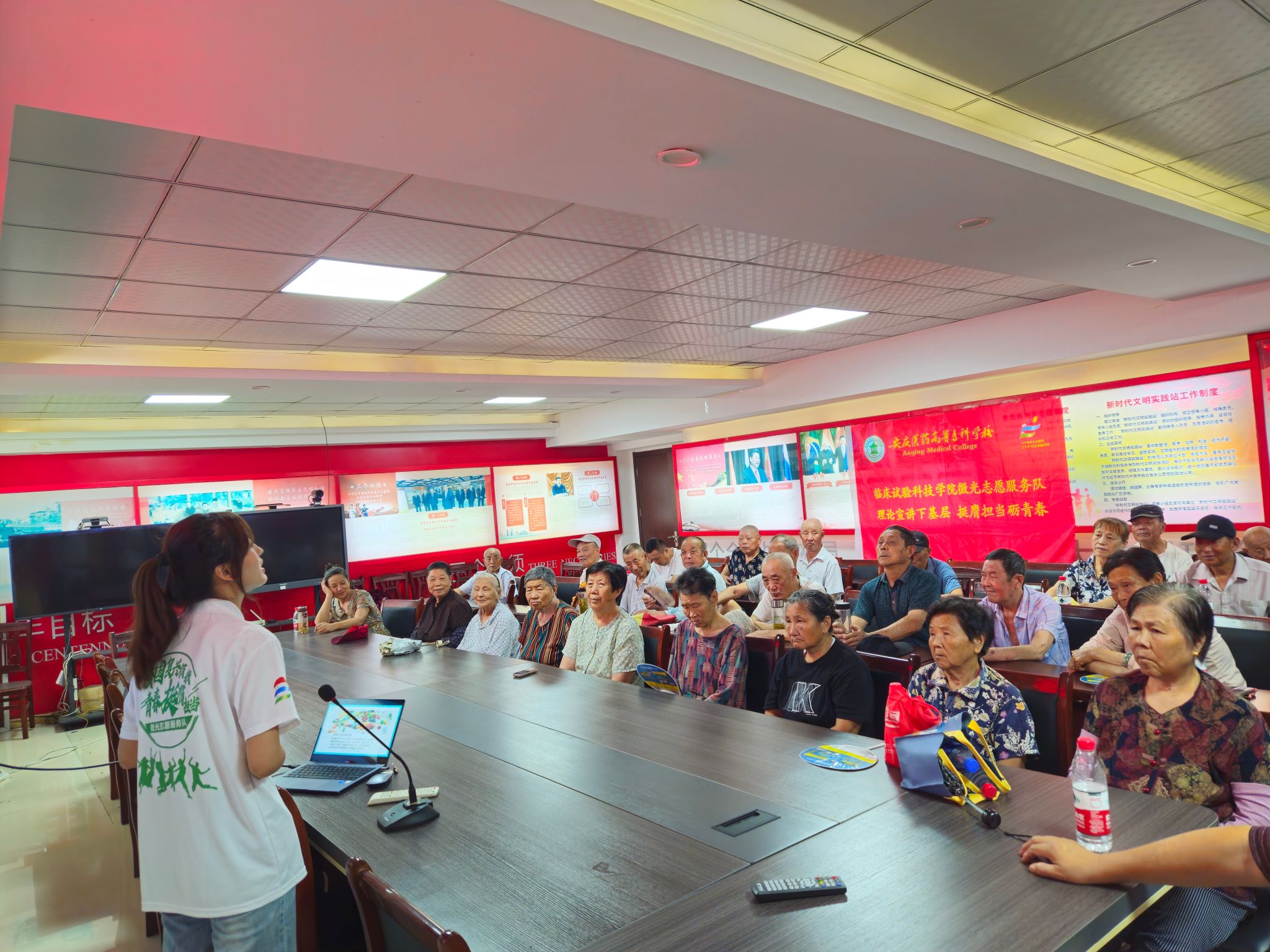 FB7F50462ECD706553A355C2758_4C437EF3_68DBB