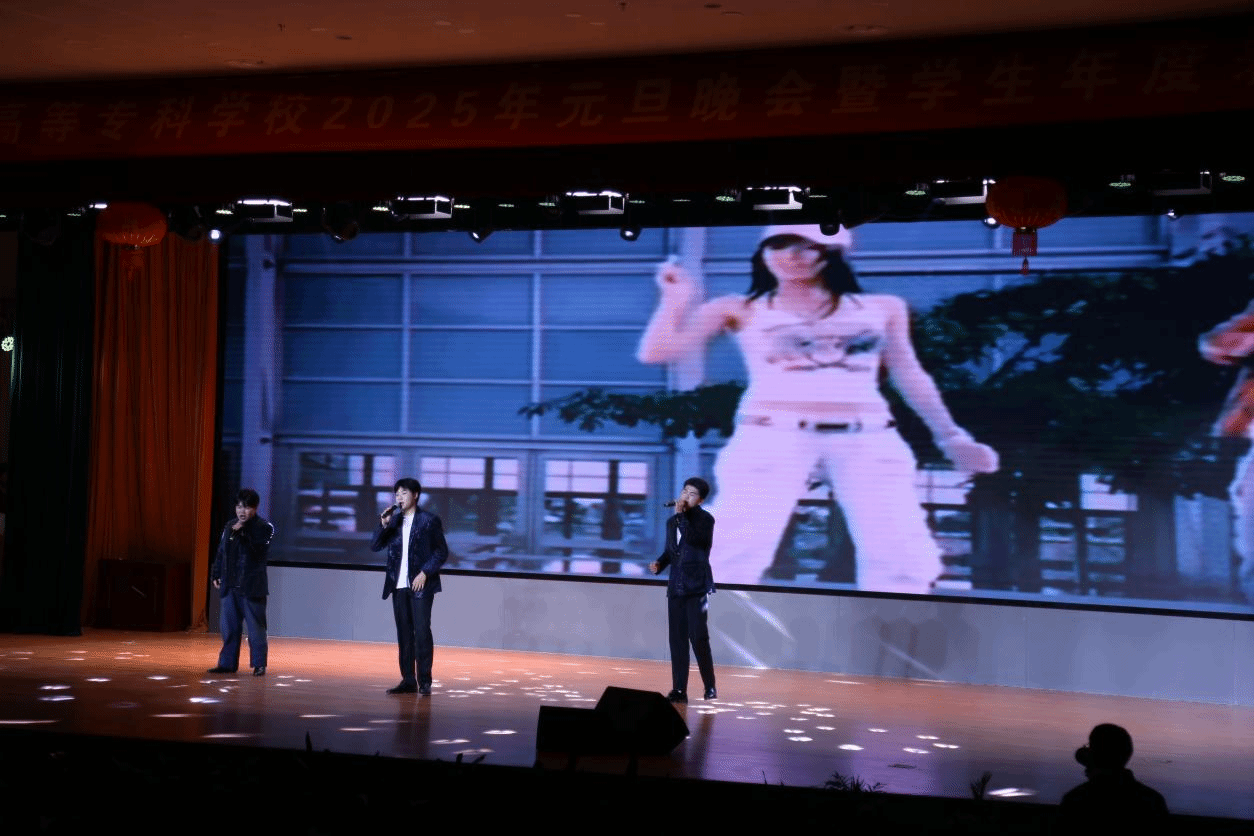 169798143ECD0E314704FDDD1CA_65169782_4BC95