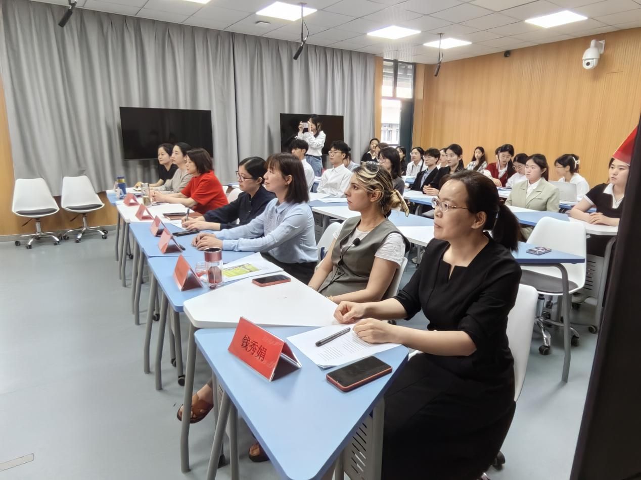 213577E3C73F73FC51C1E5D57CC_B064FFE1_21AF8