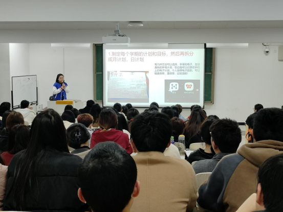 8772D243D3BC7F78FA9E2C0EFE9_8D514204_E099B