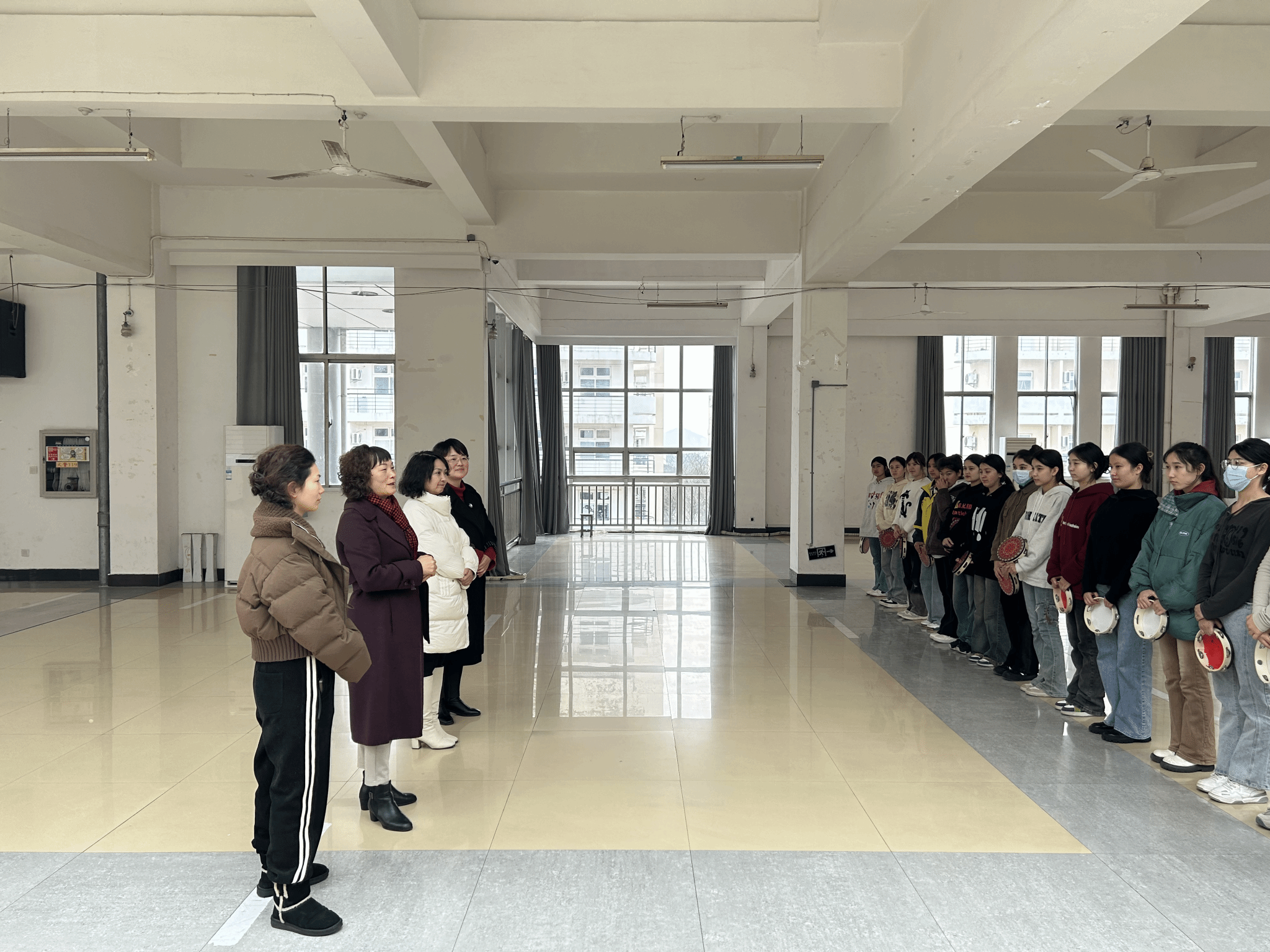 0DA452B1DEC650DAF541A6F8D72_CC3050CE_14278A