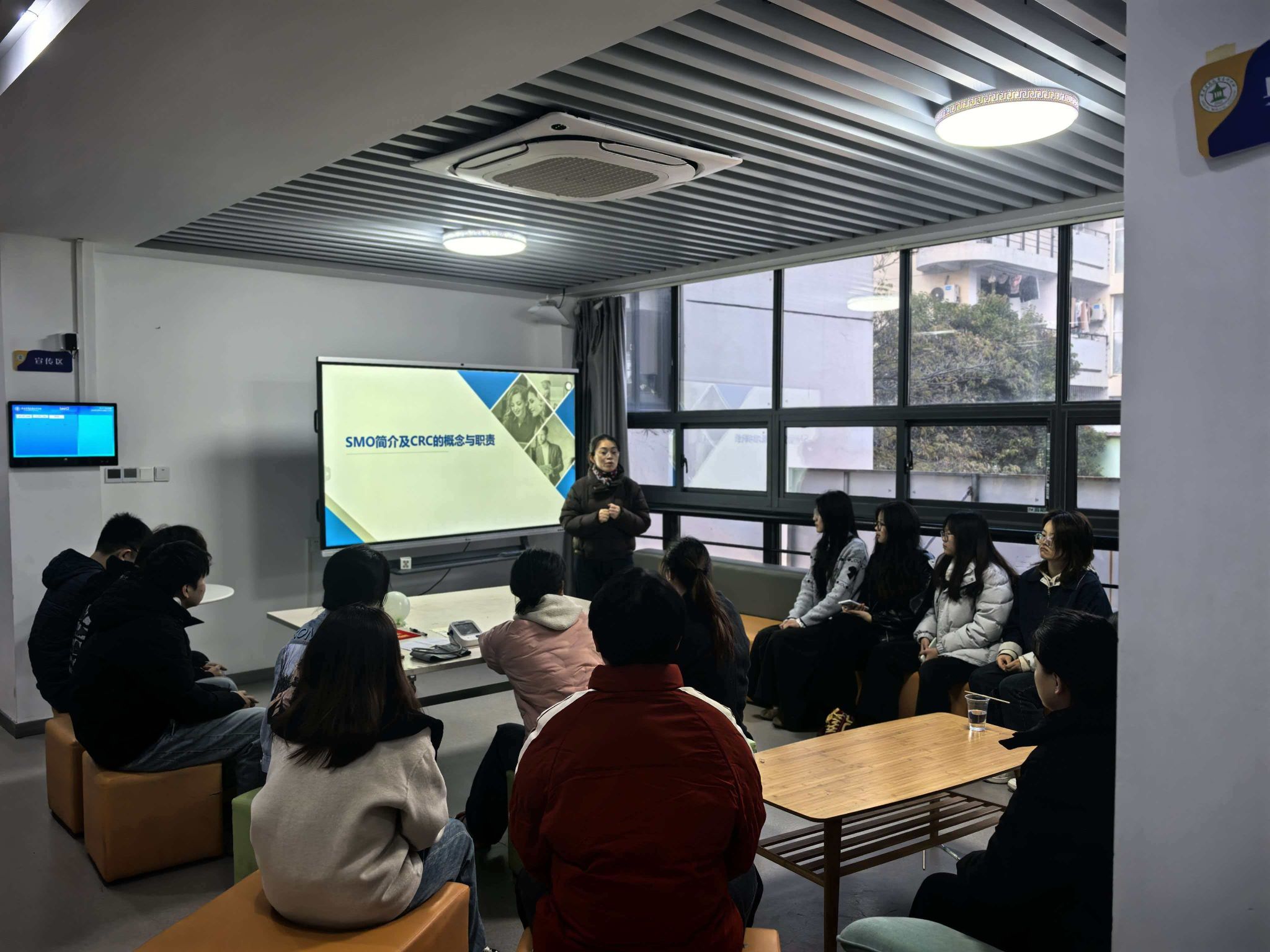 1B11445650DD66E71974EEB2B4D_4BF3AE12_4E42C