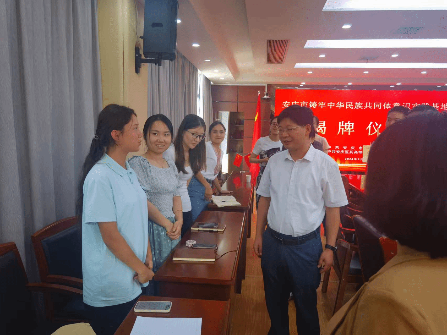 86BDAF8AE6B9511DACB3B5F12EA_8B16ED24_B4262