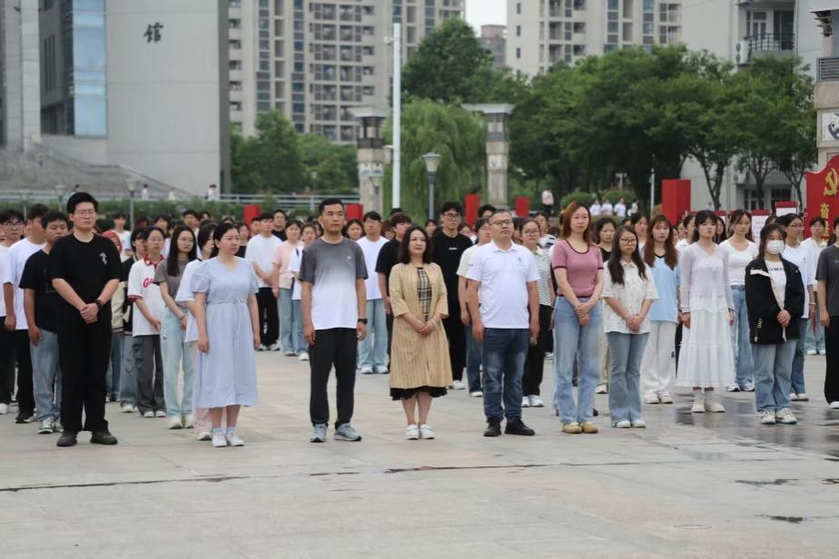 0EC4A23AA960A8C0F0AD23E4BFD_50E1609E_16204