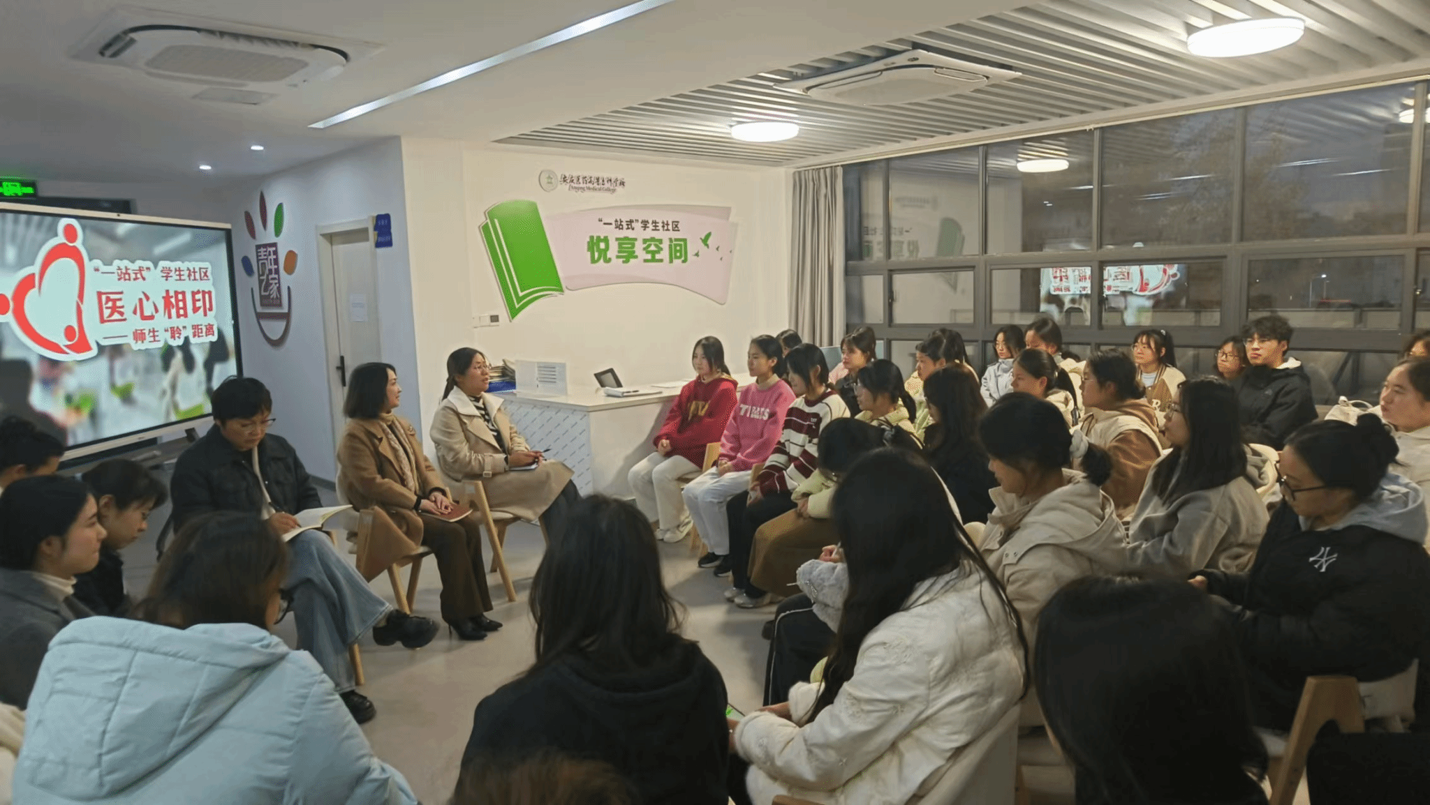 A7C1CFF75A92F78D618851C23DC_9852B118_DE764