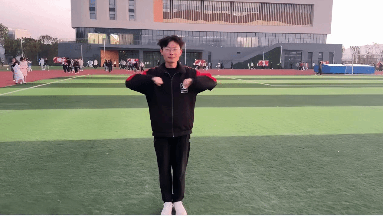 71DD7B988F3E17E71EE27434B48_EB27BE6A_52C8C