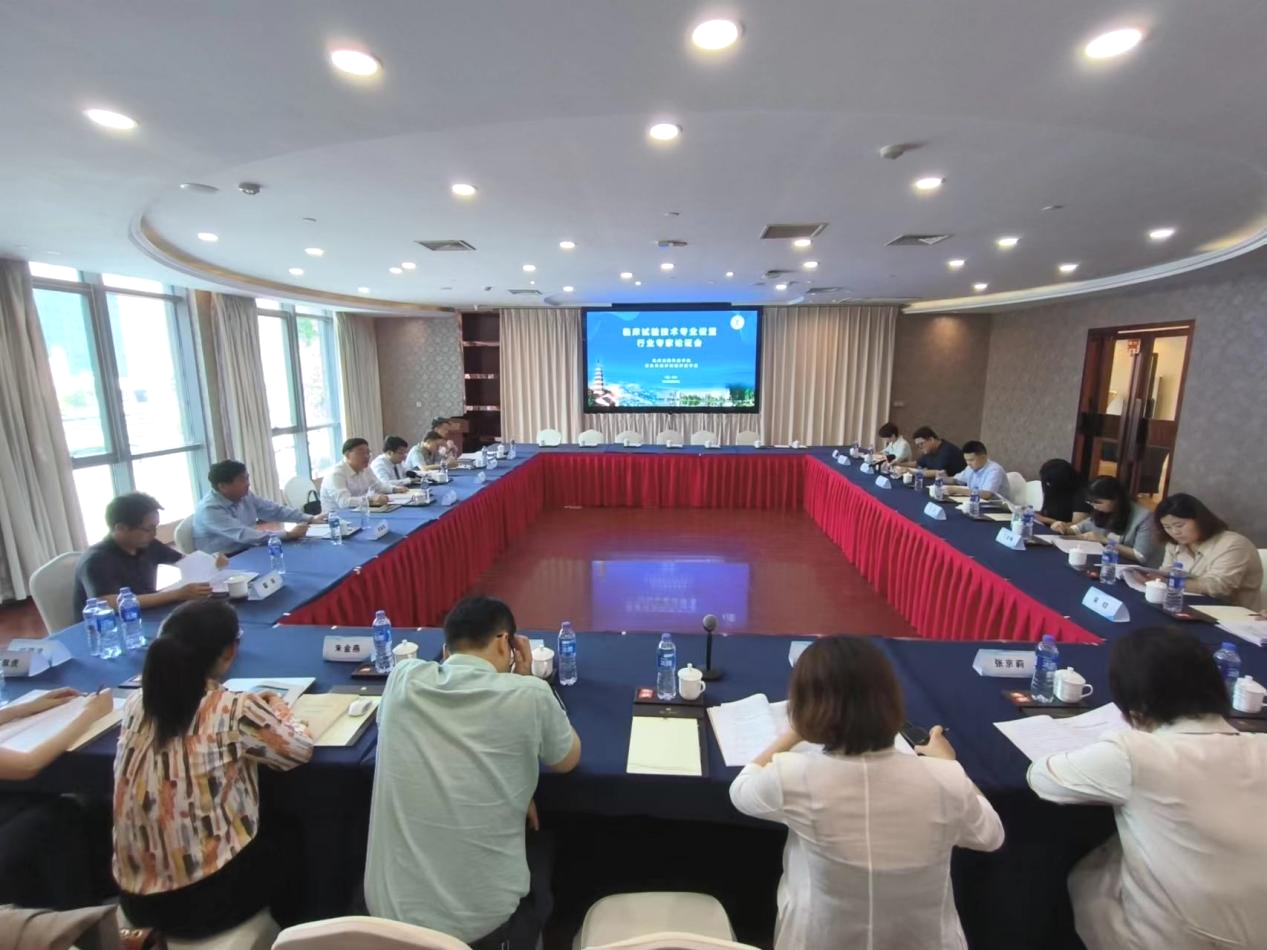 F41A344FE1224B9DD794075373F_F6A005B4_499970