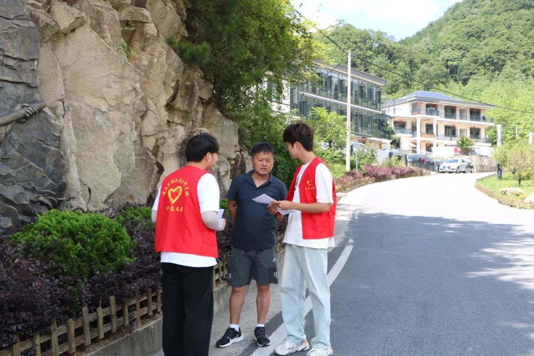 E7BBF0B98C6EF7055EAE8879B9C_2A1F5092_10F7EE