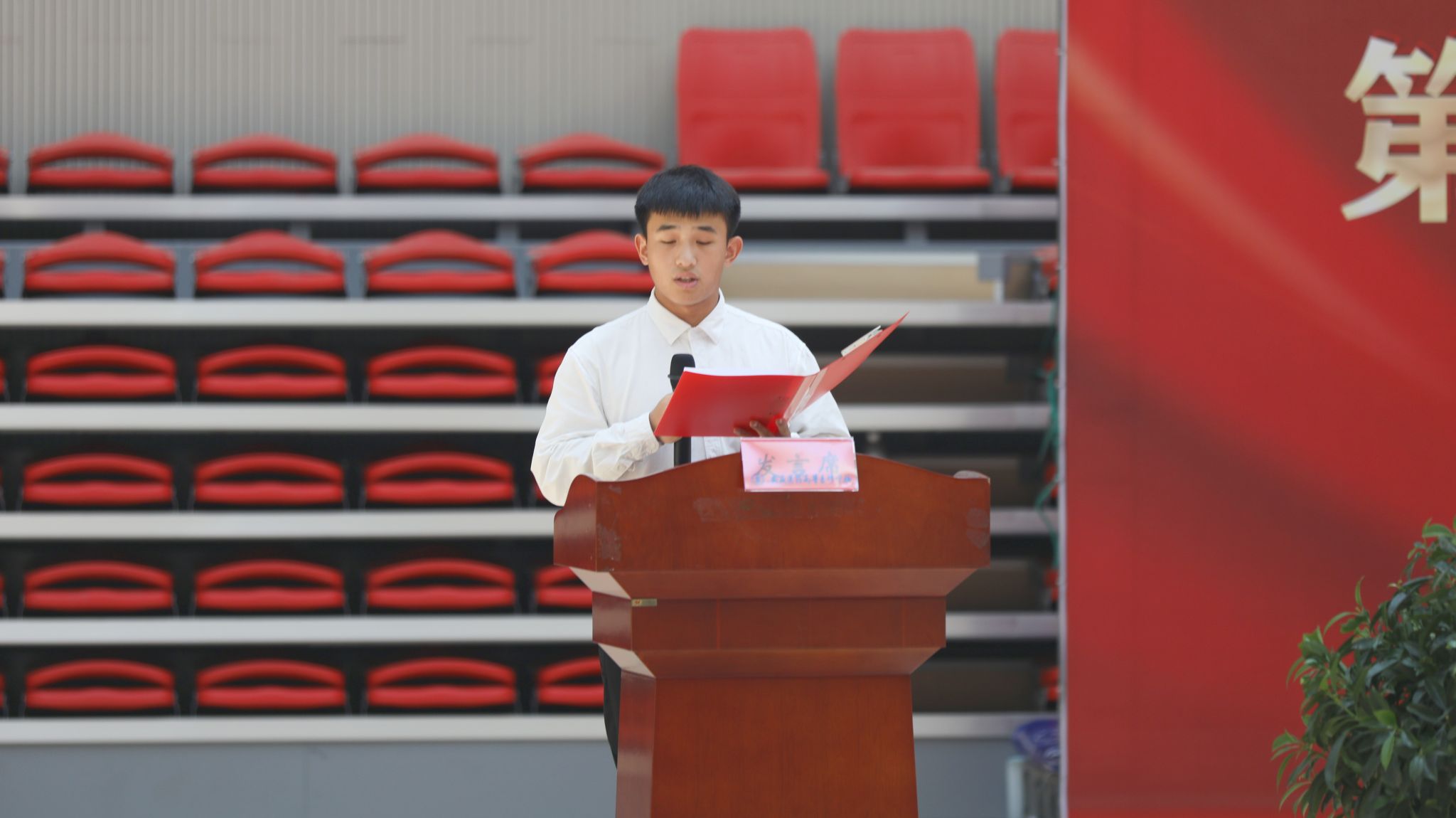 351CABBDC91D37E94BA172775A7_5545A369_26555