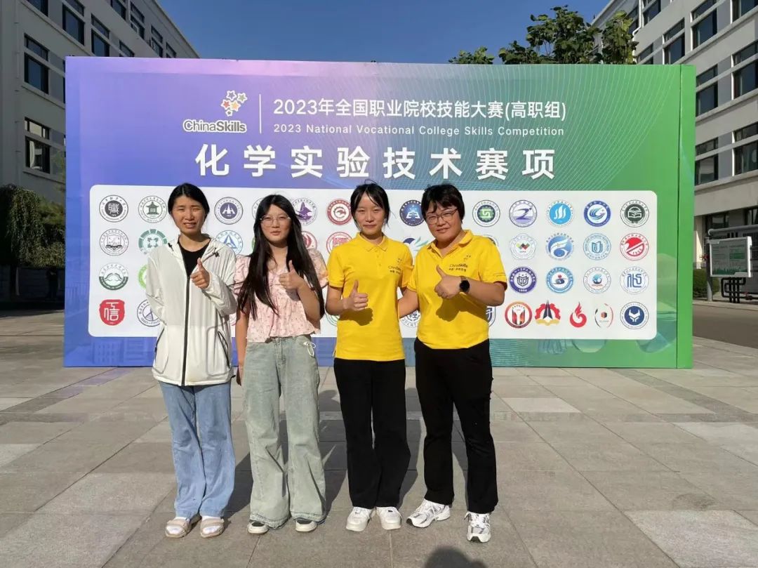 1CAB2BC971C6CEB1828090F6000_97F7DF2C_235F8